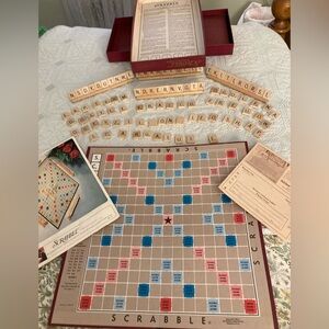 SCRABBLE Complete No. 17 1971 Board Game Wood Letter Holders 100 Wooden Tiles